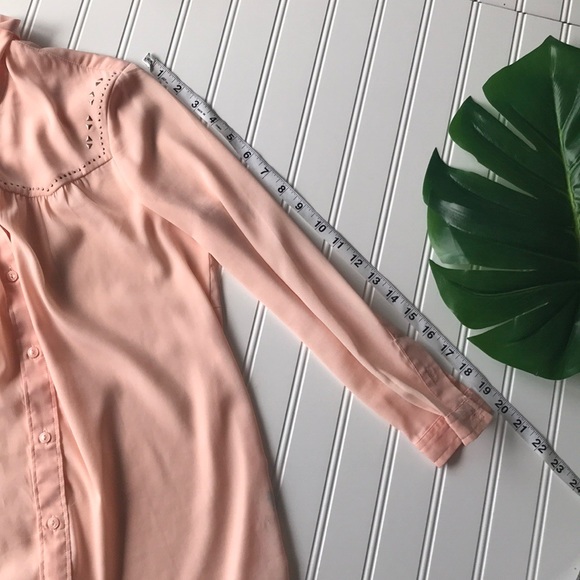 American Eagle pink blouse long sleeve button up - Picture 6 of 8